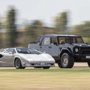Lamborghini LM002 e Countach